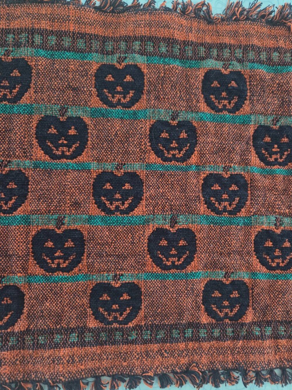Vintage Halloween Runner - Picture 2 of 3